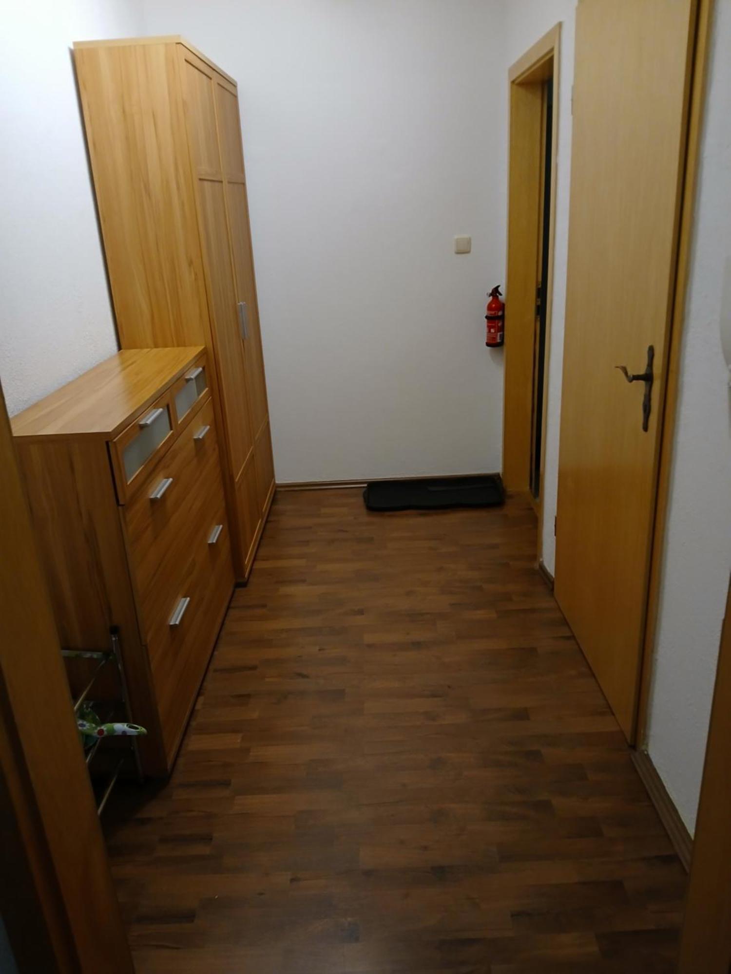 Kleine Wohnung Fuer Monteure Und Dienstreisen Zwickau Exterior foto